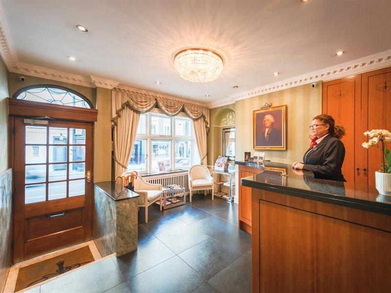 44 Curzon Street By Mansley 4* Londra