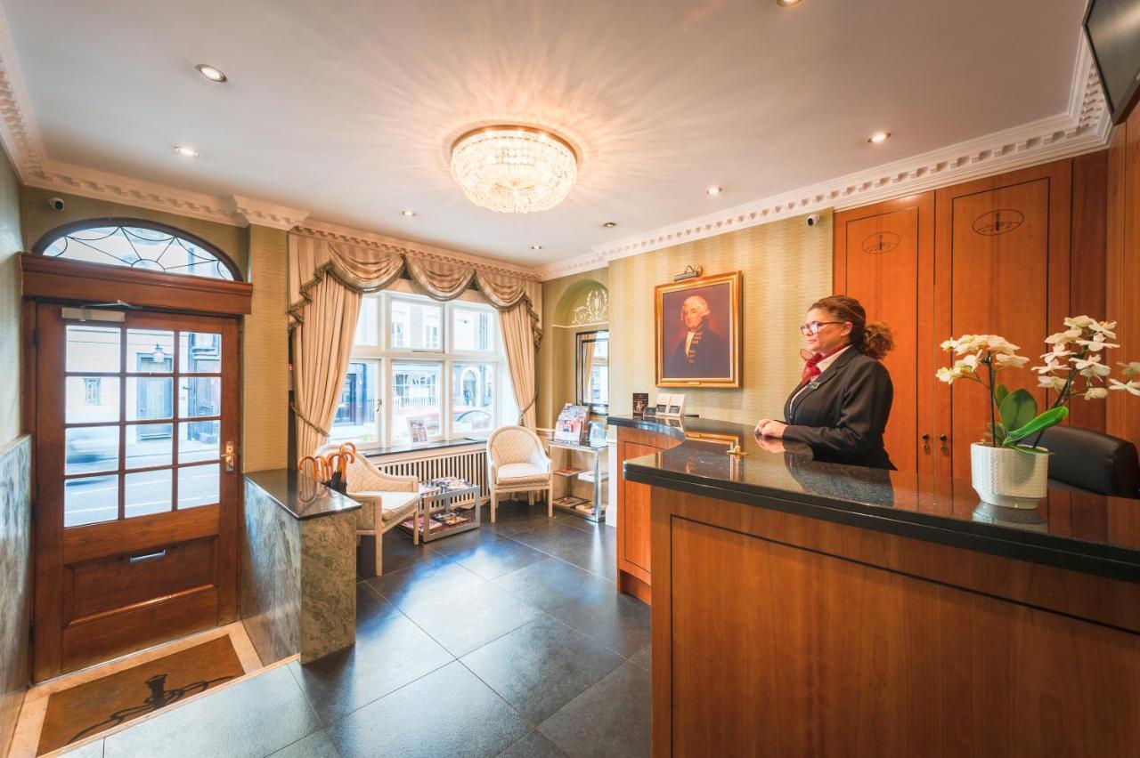 44 Curzon Street By Mansley Londra